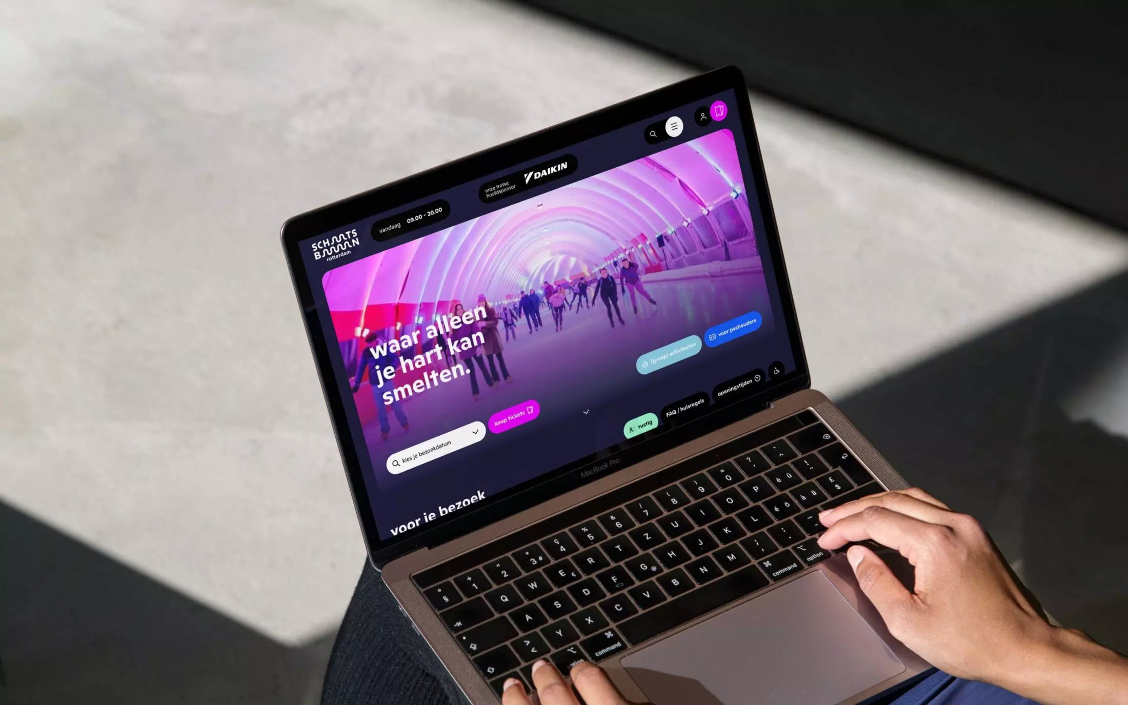 OFFFF De Schaatsbaan websitecover